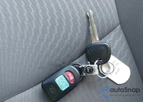 2014 Hyundai Elantra Se from USA, damaged, VIN 5NPDH4AE3EH536043